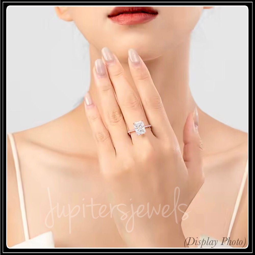 NEW SIMULATED DIAMOND EMERALD CUT PRINCESS ROSE GOLD RING - Picture 5 of 6